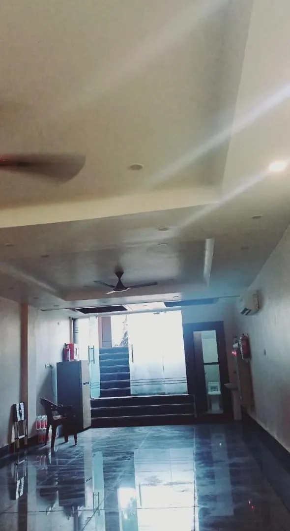 Hotel Madhav Palace Agra