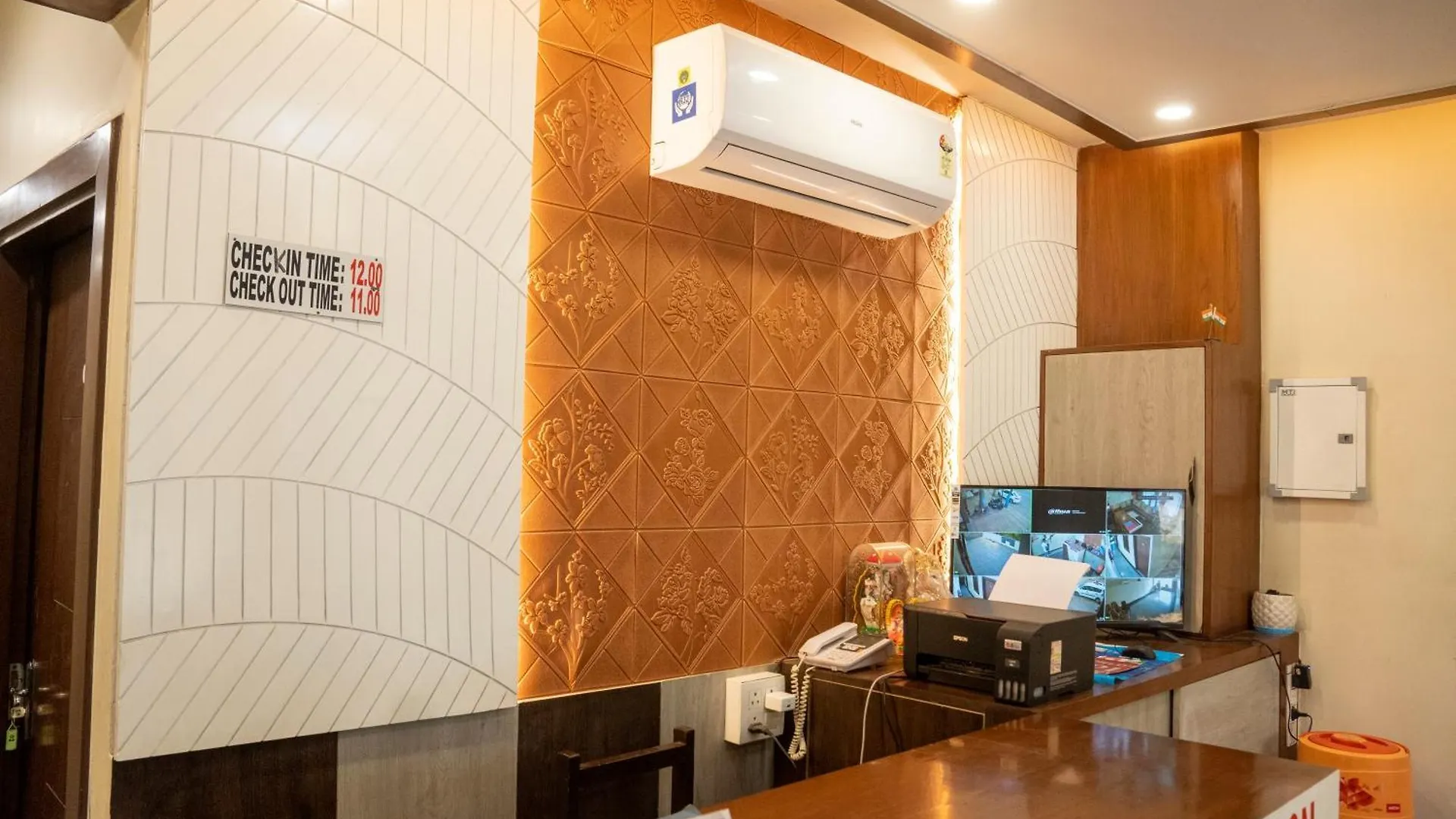 Hotel Madhav Palace Agra