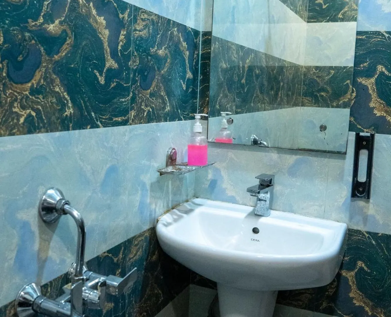 Hotel Madhav Palace Agra