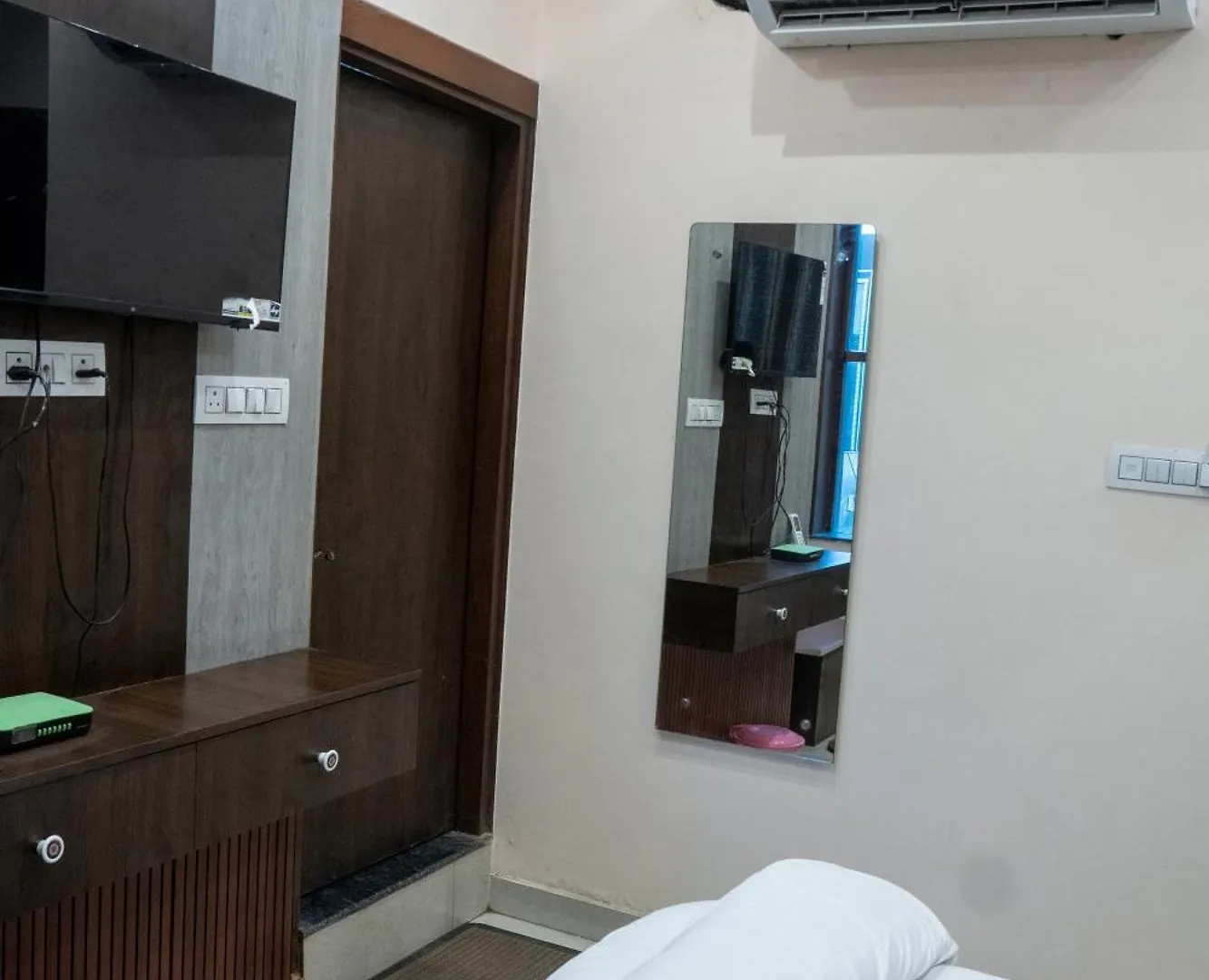 Hotel Madhav Palace Agra  0*, Agra (Uttar Pradesh) India